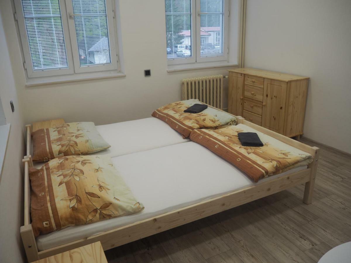 Economy Apartments Ceske Svycarsko Hřensko Εξωτερικό φωτογραφία