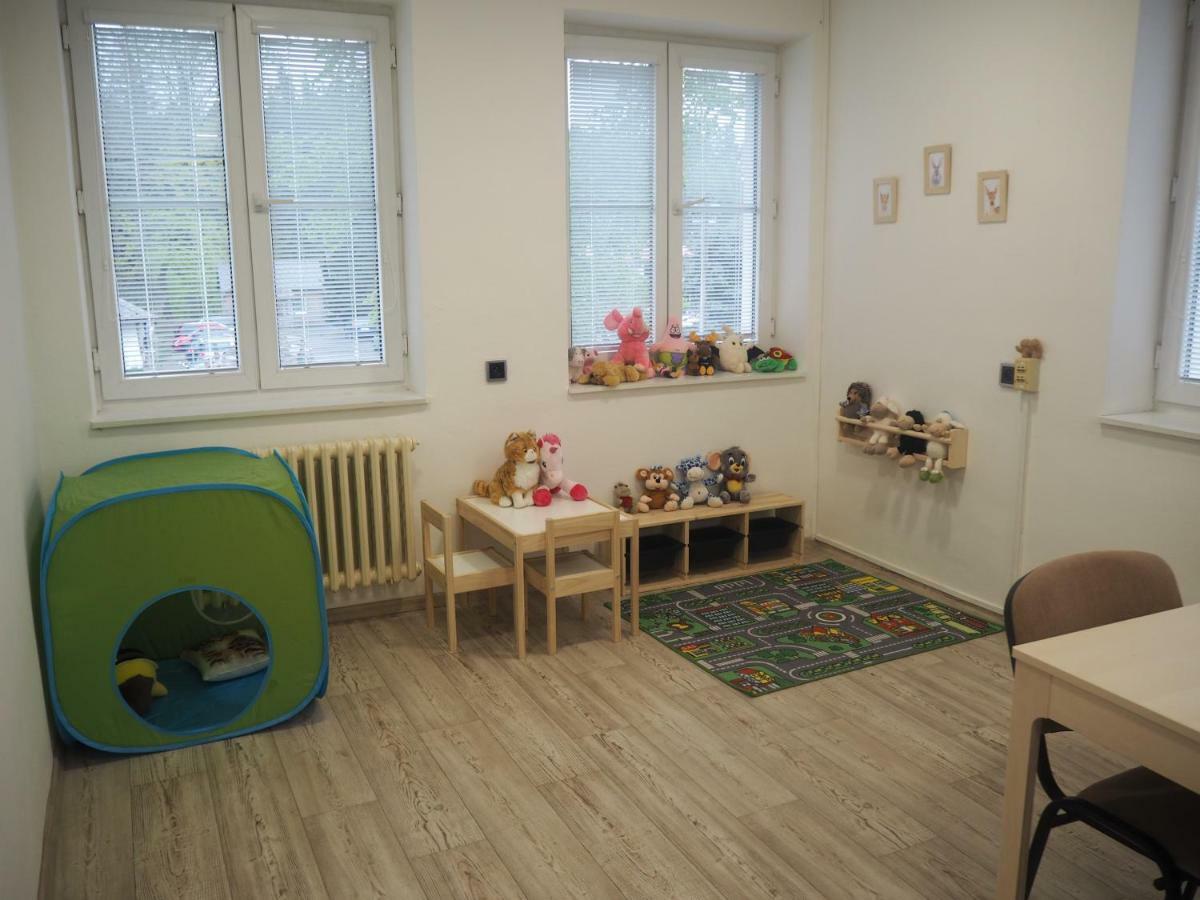 Economy Apartments Ceske Svycarsko Hřensko Εξωτερικό φωτογραφία