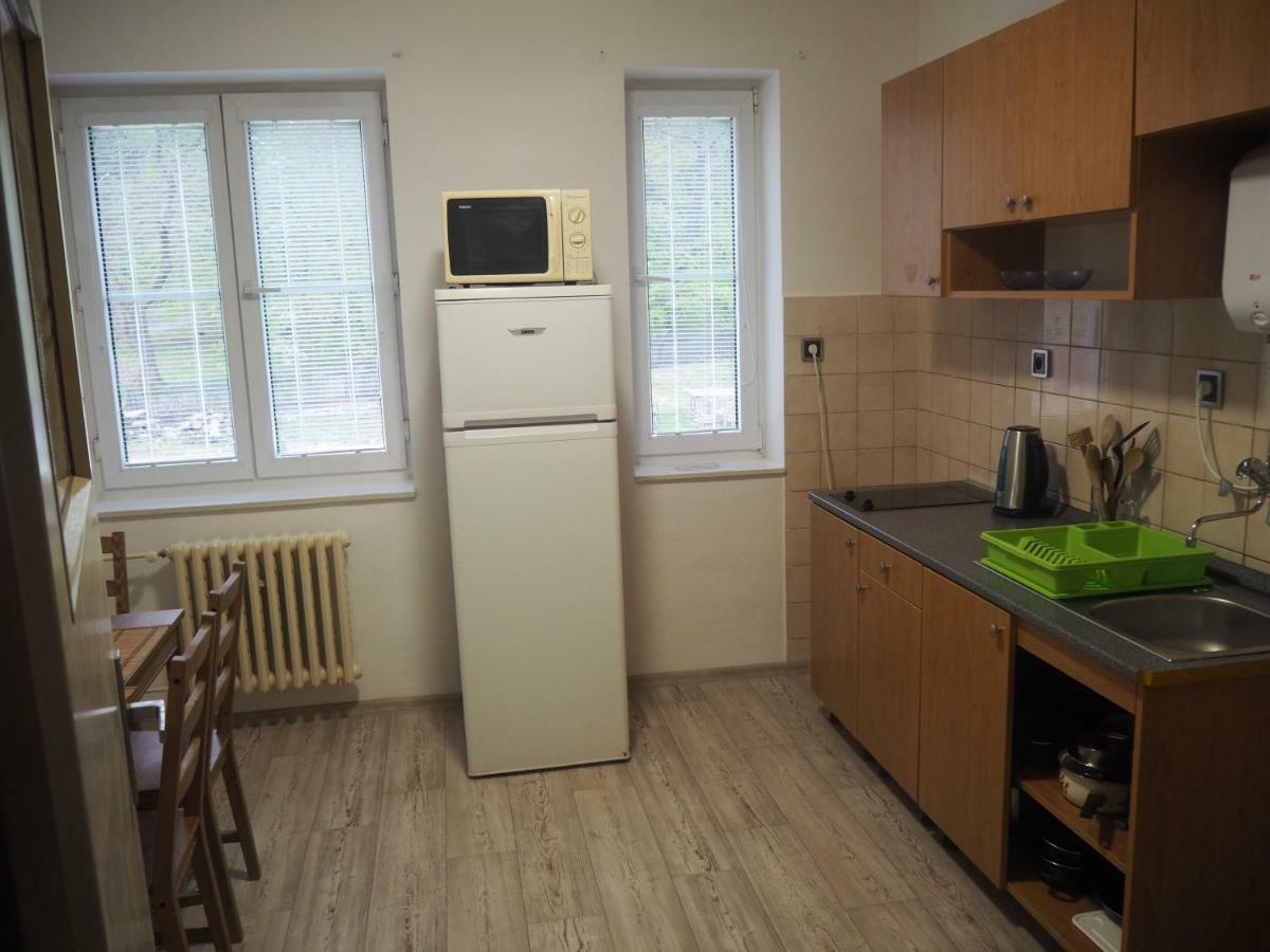 Economy Apartments Ceske Svycarsko Hřensko Εξωτερικό φωτογραφία